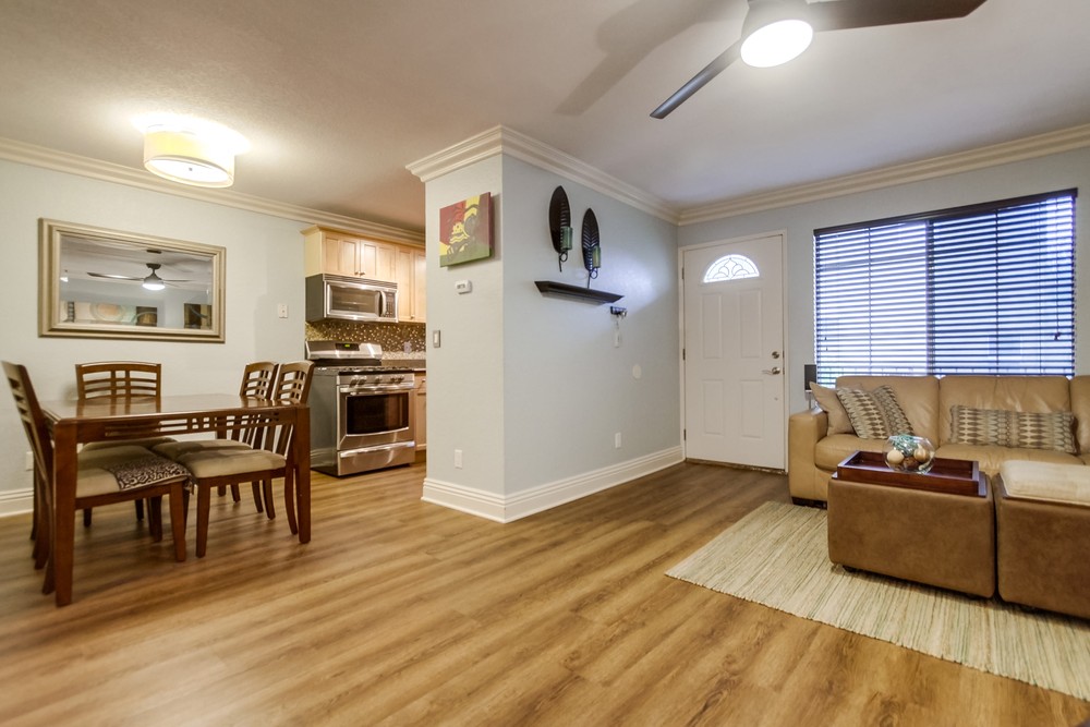 Virtual tour photo 11 of 49 for 4779 Seminole Dr #109