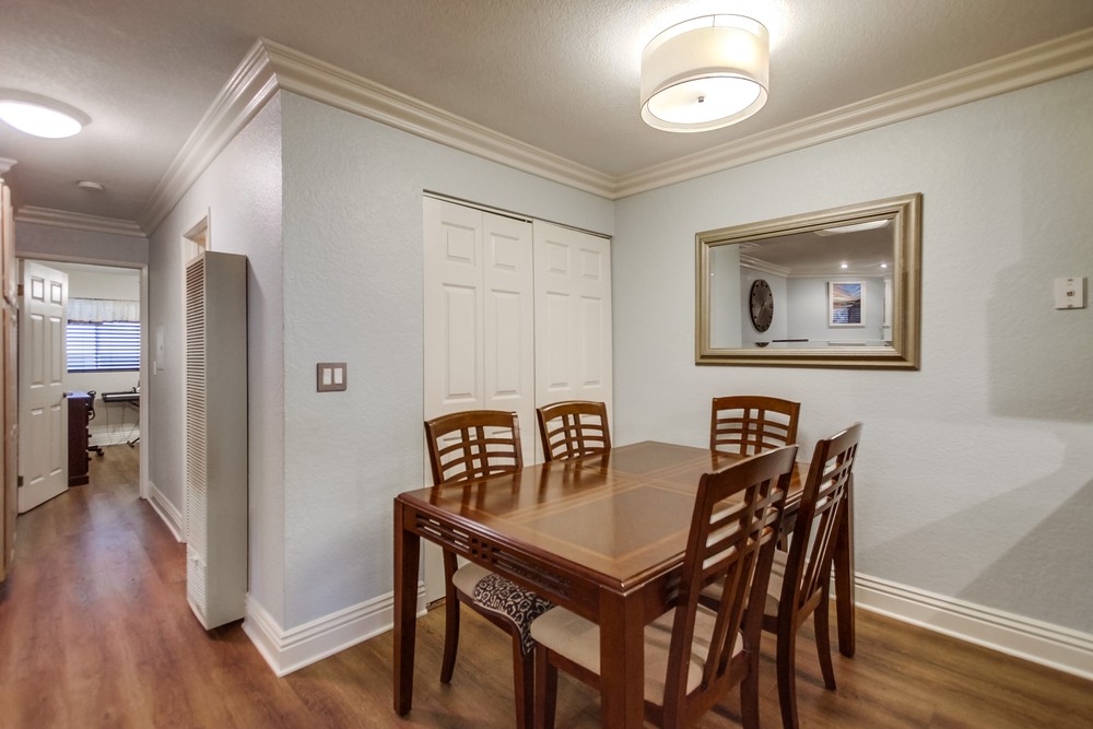 Virtual tour photo 12 of 49 for 4779 Seminole Dr #109