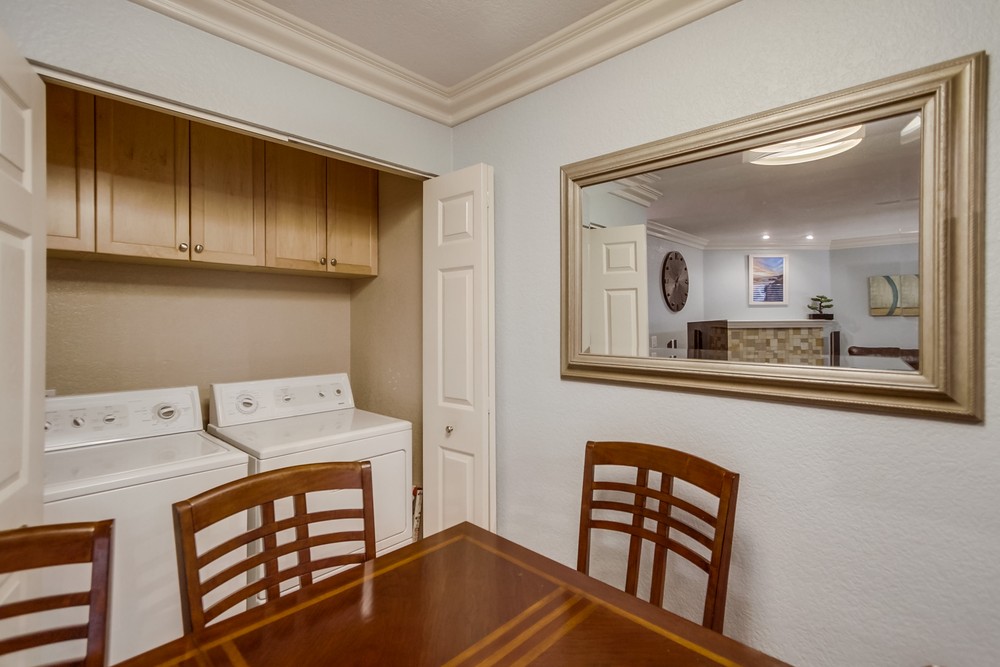 Virtual tour photo 14 of 49 for 4779 Seminole Dr #109