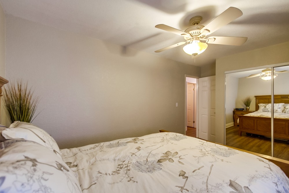 Virtual tour photo 26 of 49 for 4779 Seminole Dr #109