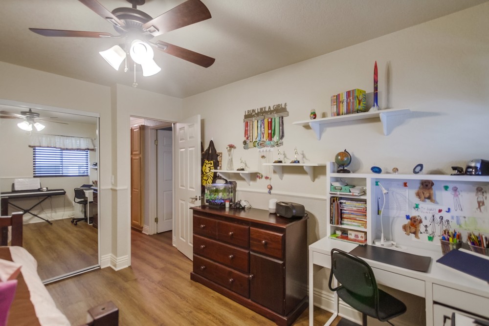 Virtual tour photo 30 of 49 for 4779 Seminole Dr #109