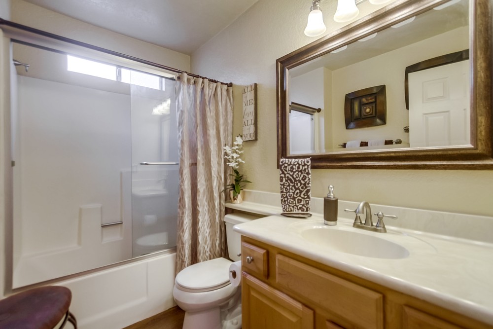 Virtual tour photo 31 of 49 for 4779 Seminole Dr #109