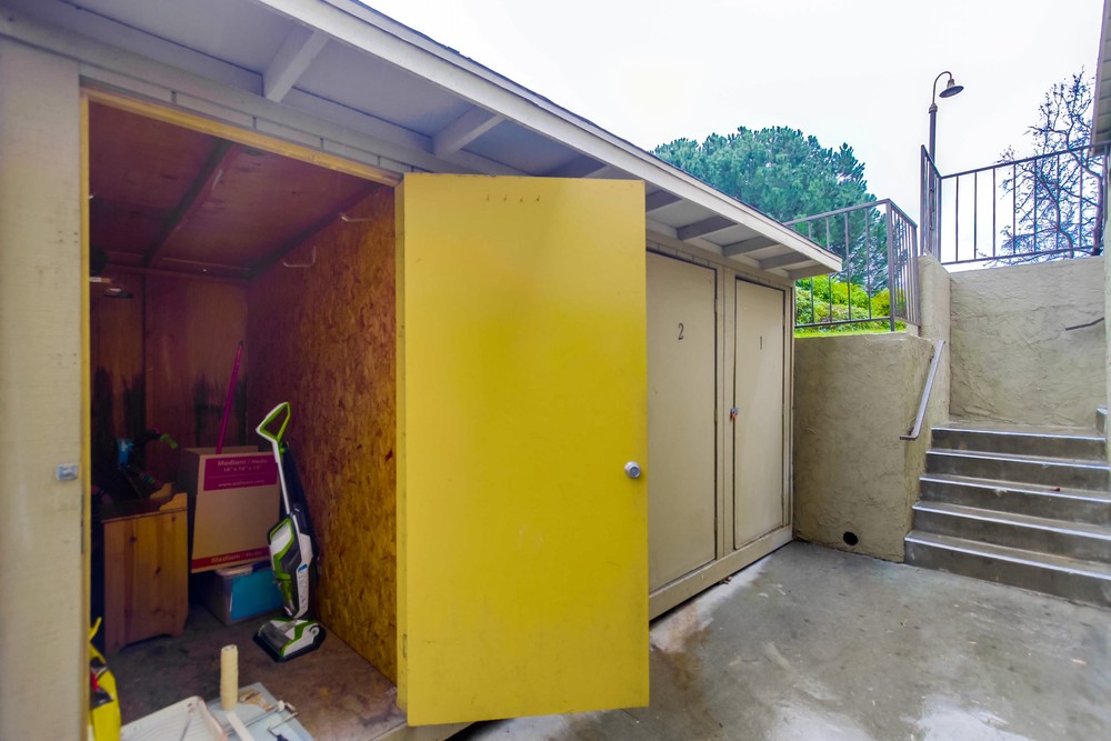 Virtual tour photo 35 of 49 for 4779 Seminole Dr #109