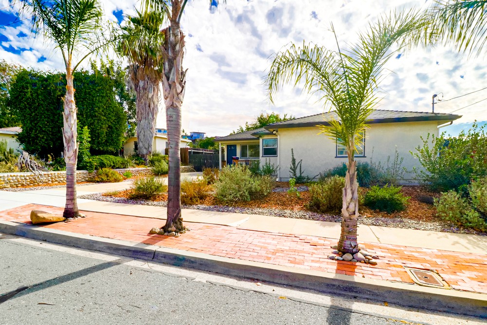 Virtual tour photo 3 of 39 for 4785 Orcutt Avenue