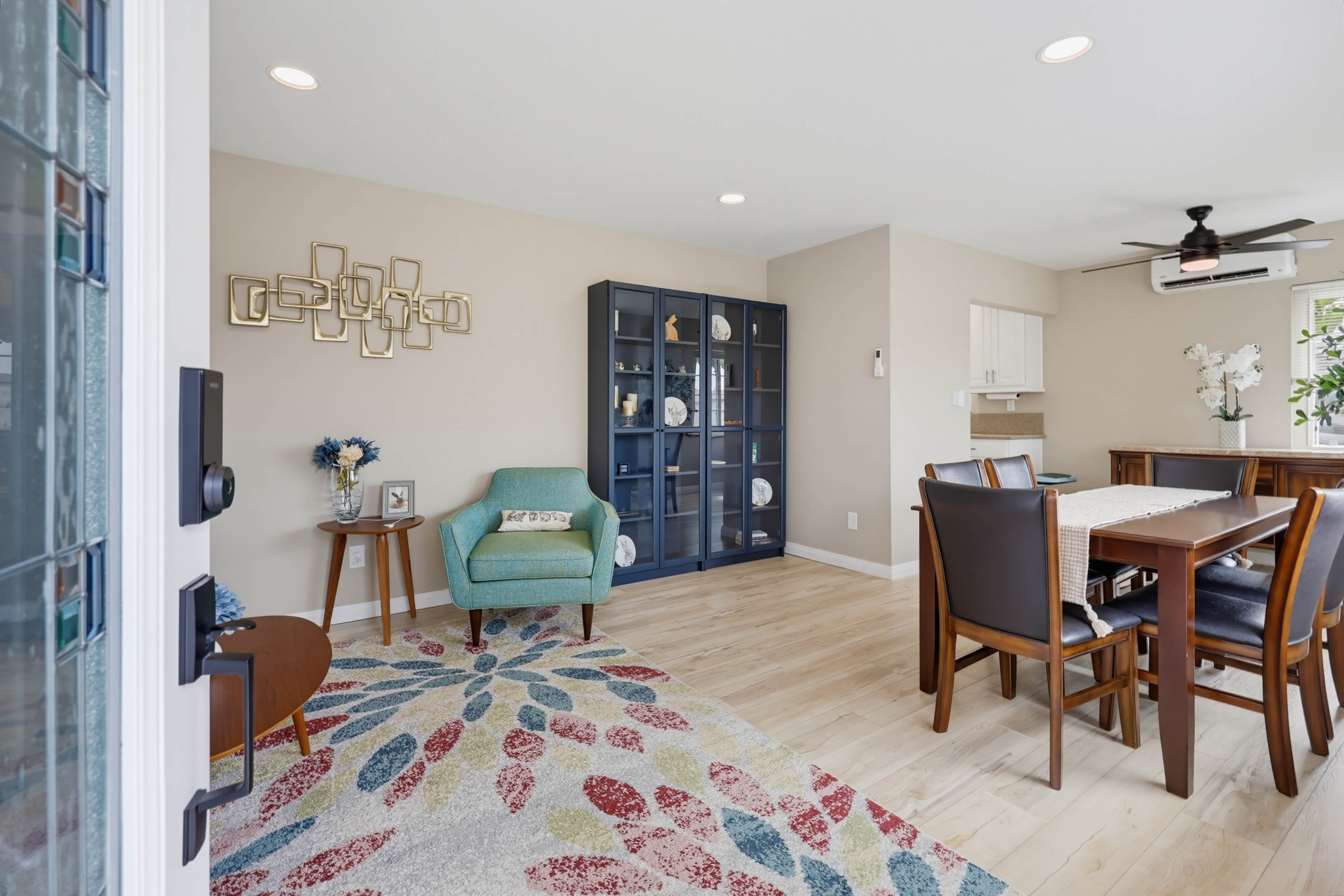 Virtual tour photo 11 of 52 for 4790 Solola Ave
