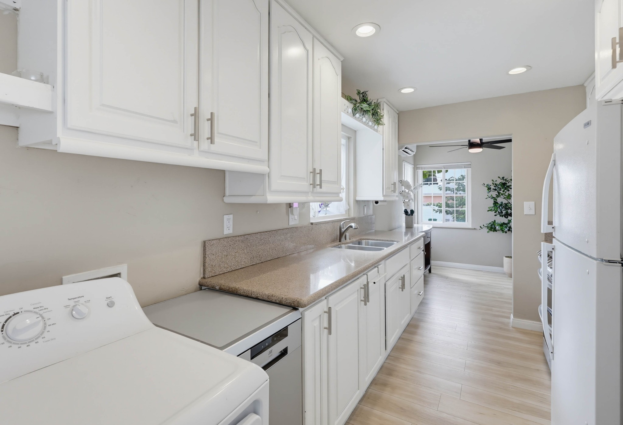 Virtual tour photo 18 of 52 for 4790 Solola Ave