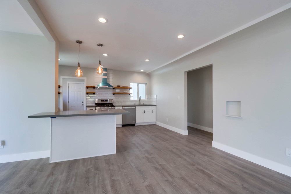 Virtual tour photo 19 of 37 for 4791 Mansfield St