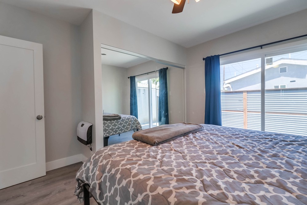 Virtual tour photo 22 of 37 for 4791 Mansfield St