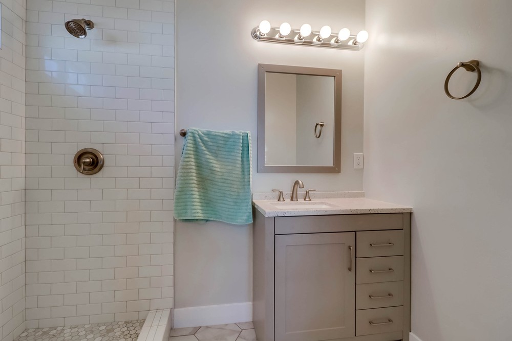 Virtual tour photo 23 of 37 for 4791 Mansfield St