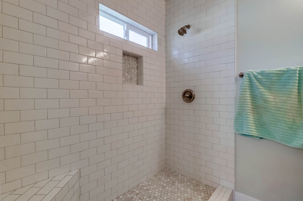 Virtual tour photo 24 of 37 for 4791 Mansfield St