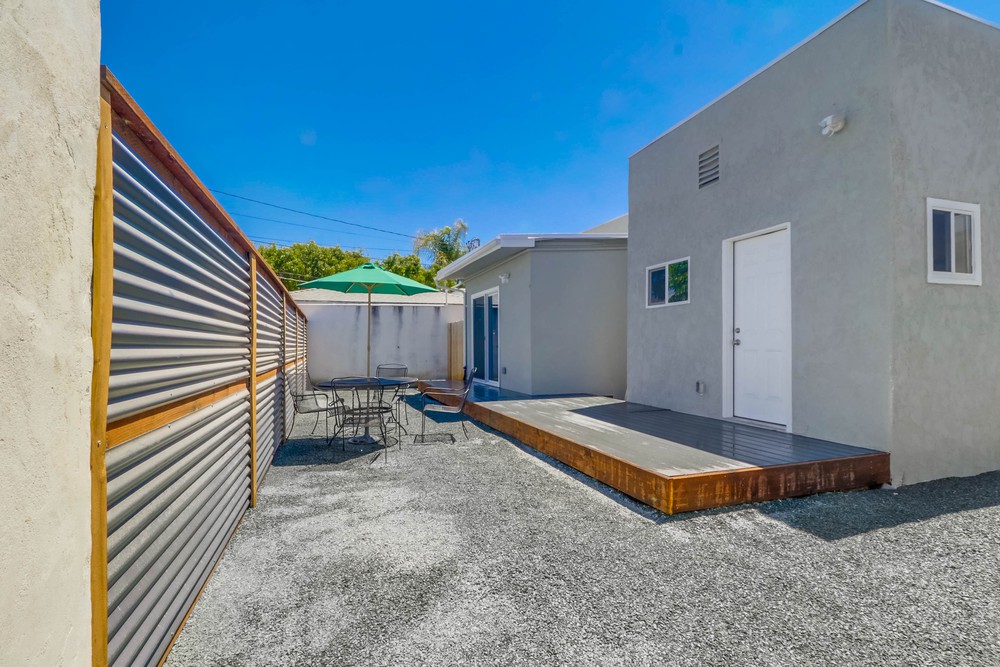 Virtual tour photo 34 of 37 for 4791 Mansfield St