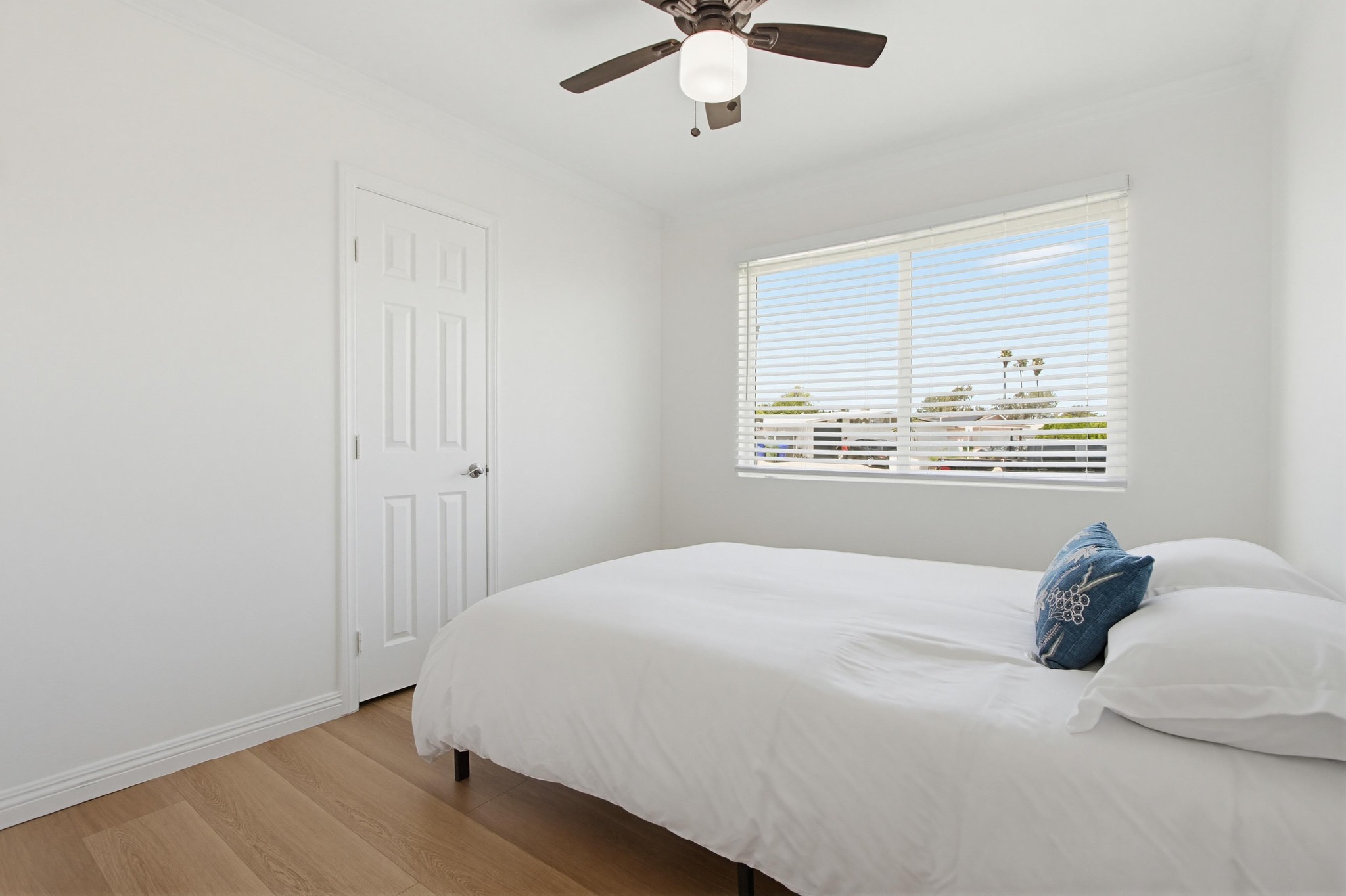 Virtual tour photo 26 of 52 for 4801 Siesta Pl