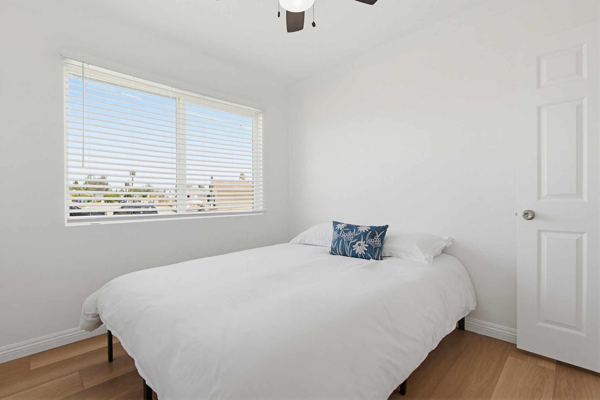 Virtual tour photo 27 of 52 for 4801 Siesta Pl