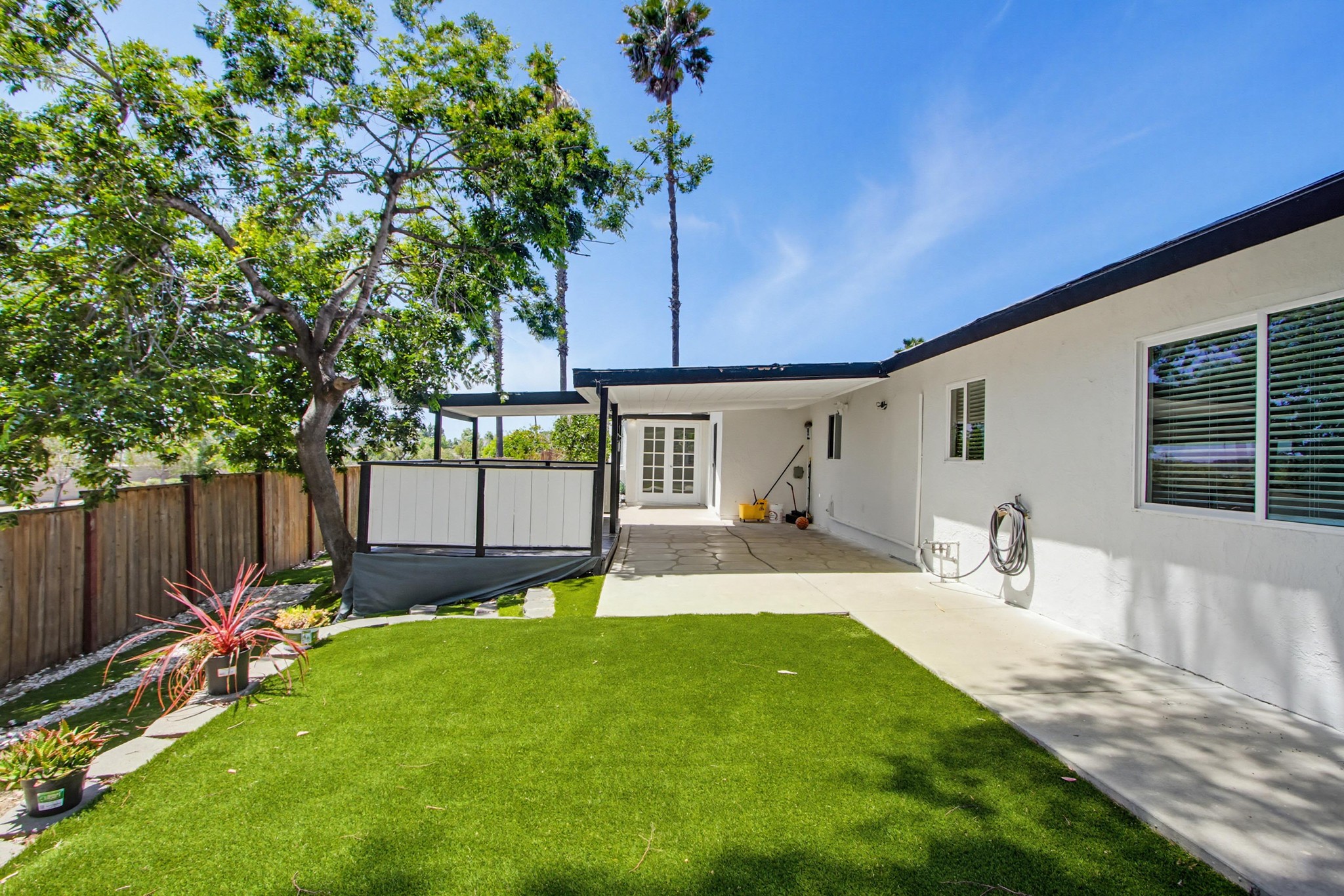 Virtual tour photo 50 of 52 for 4801 Siesta Pl