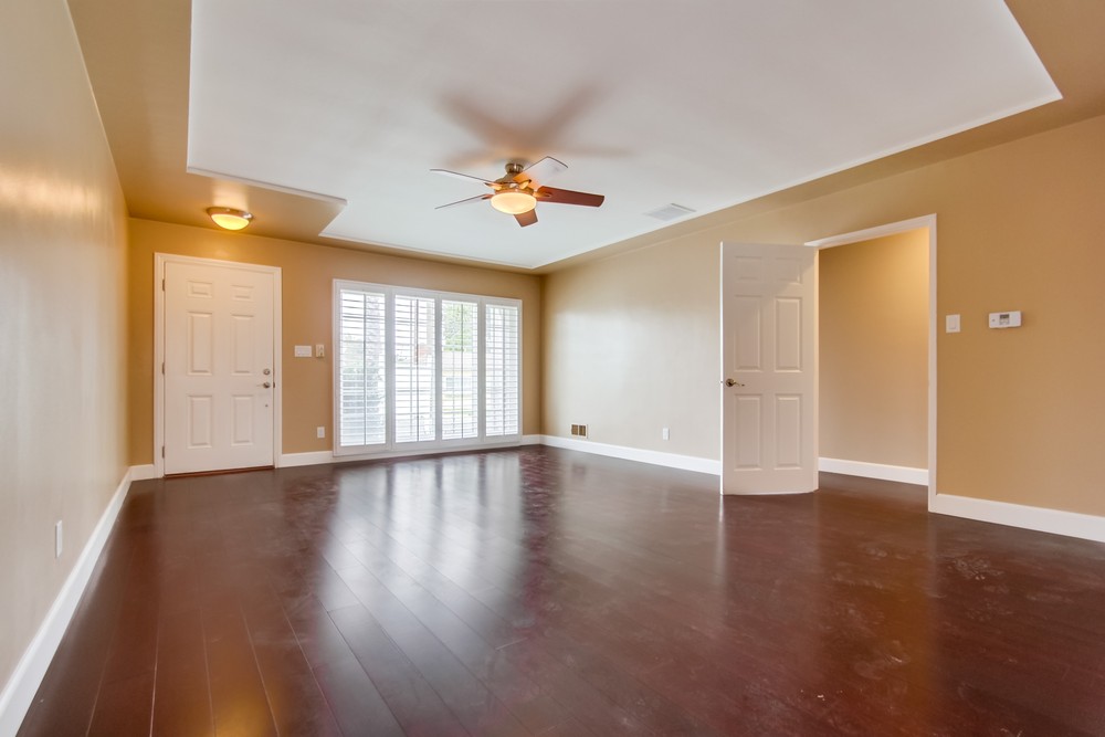 Virtual tour photo 9 of 40 for 4803 Barbarossa Dr