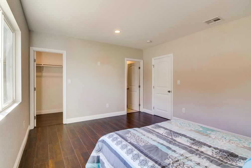 Virtual tour photo 43 of 74 for 4804 55th St