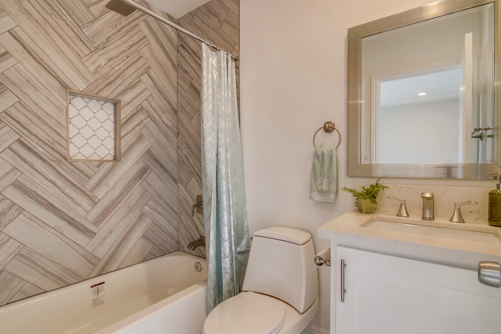 Virtual tour photo 47 of 74 for 4804 55th St