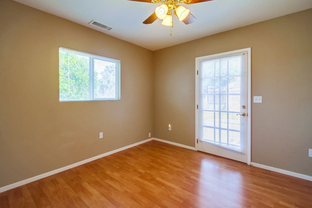 Virtual tour photo 27 of 45 for 4804 Iroquois Ave