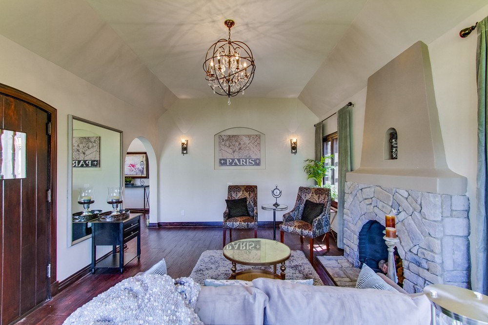 Virtual tour photo 7 of 41 for 4806 Sussex Drive