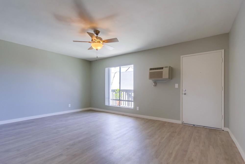 Virtual tour photo 17 of 40 for 4812 70th St
