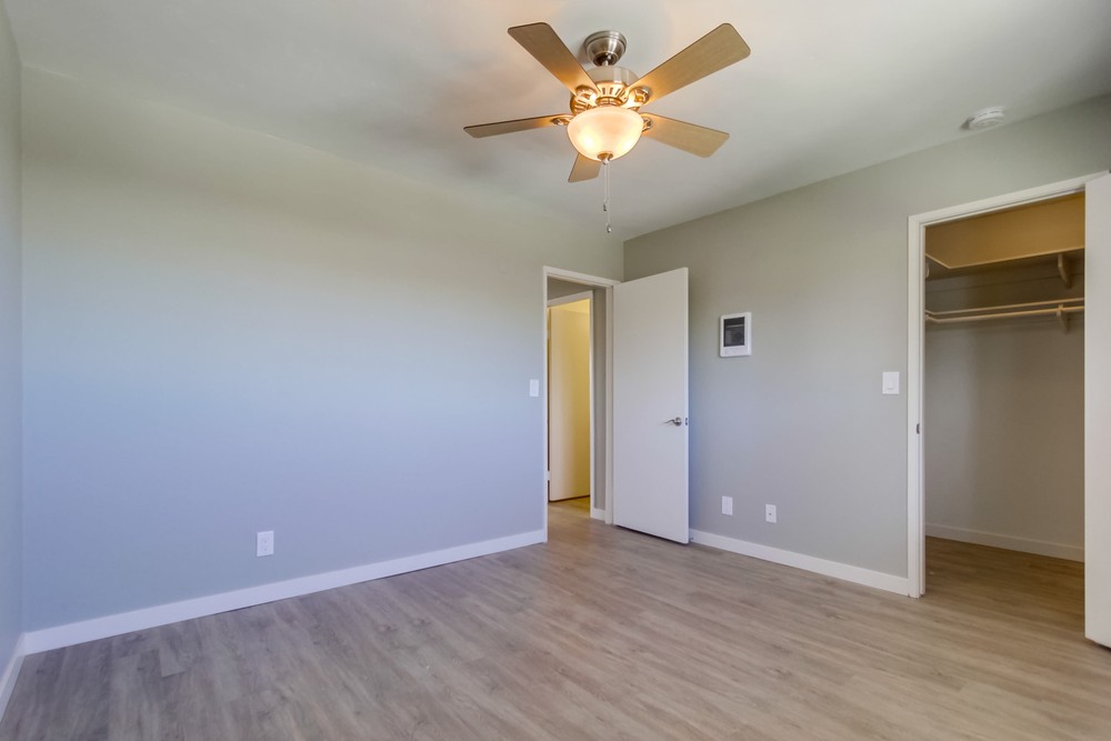 Virtual tour photo 29 of 40 for 4812 70th St