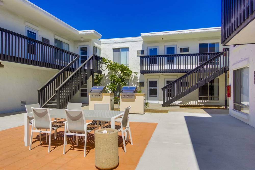 Virtual tour photo 35 of 40 for 4812 70th St