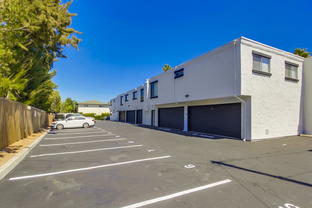 Virtual tour photo 37 of 40 for 4812 70th St