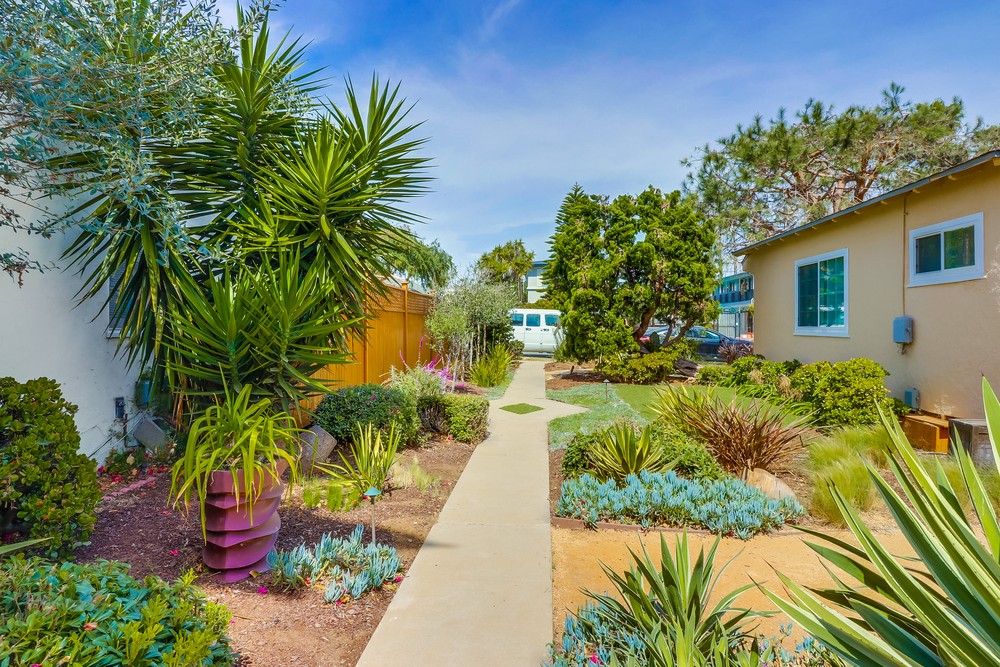 Virtual tour photo 6 of 60 for Smith Cottage By The Beach