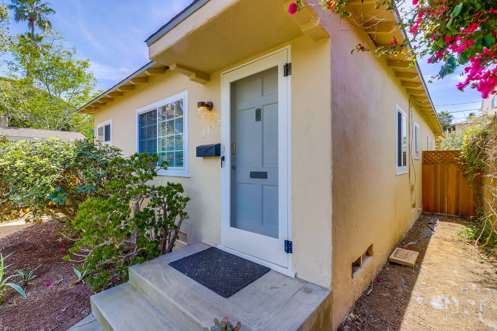 Virtual tour photo 7 of 60 for Smith Cottage By The Beach