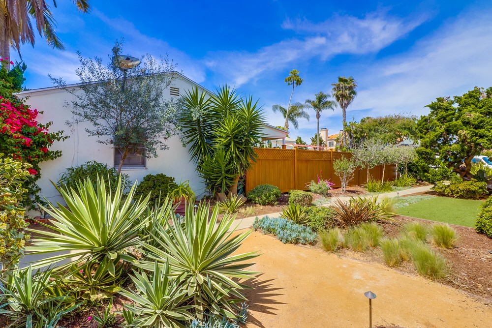 Virtual tour photo 8 of 60 for Smith Cottage By The Beach