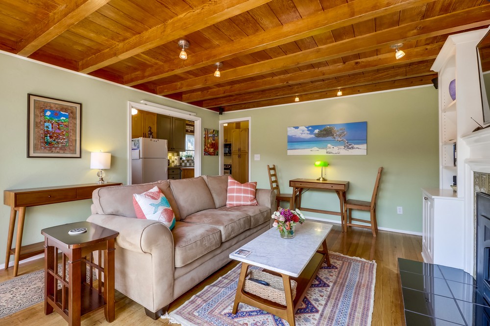 Virtual tour photo 20 of 60 for Smith Cottage By The Beach
