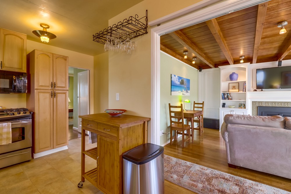 Virtual tour photo 31 of 60 for Smith Cottage By The Beach