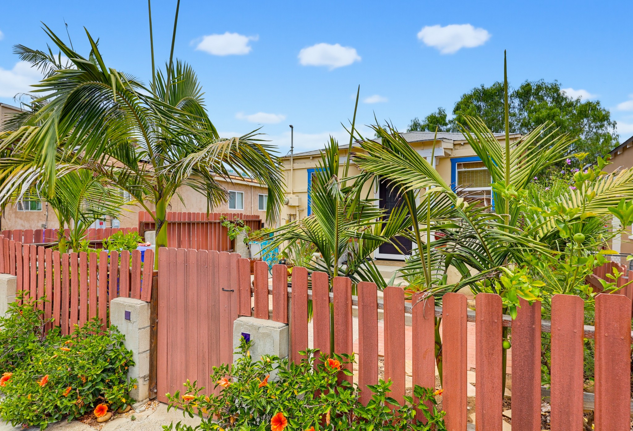 Virtual tour photo 4 of 55 for 4816 Lantana Dr