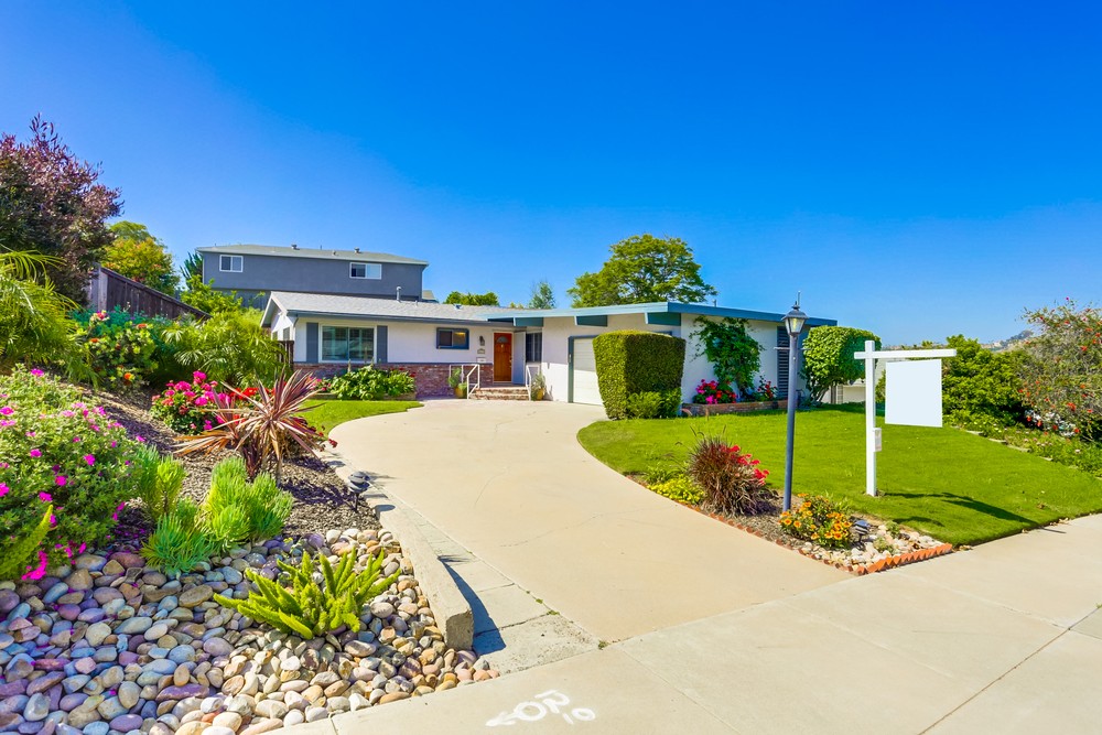 Virtual tour photo 3 of 37 for 4817 Alfred Ave