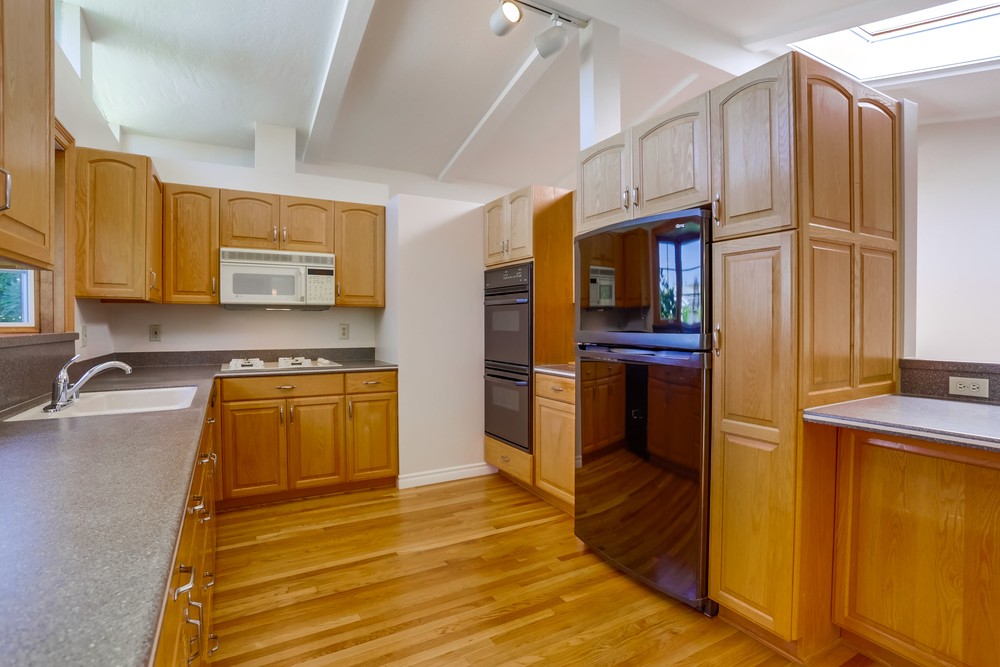 Virtual tour photo 17 of 37 for 4817 Alfred Ave