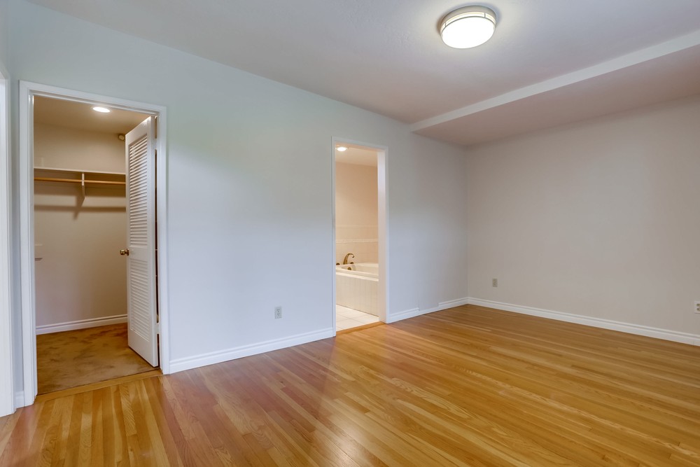 Virtual tour photo 23 of 37 for 4817 Alfred Ave