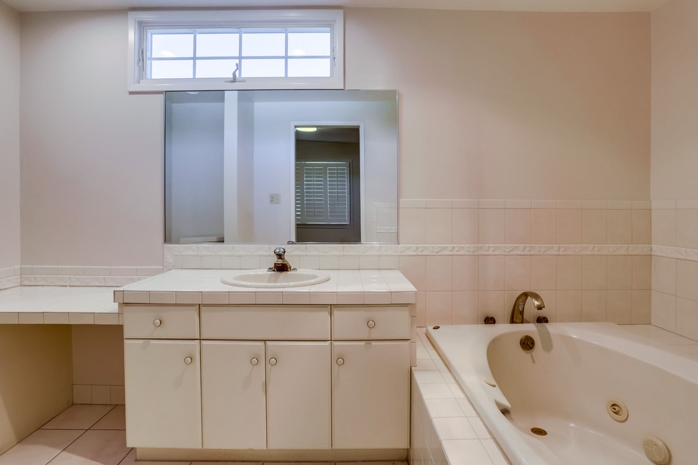 Virtual tour photo 25 of 37 for 4817 Alfred Ave
