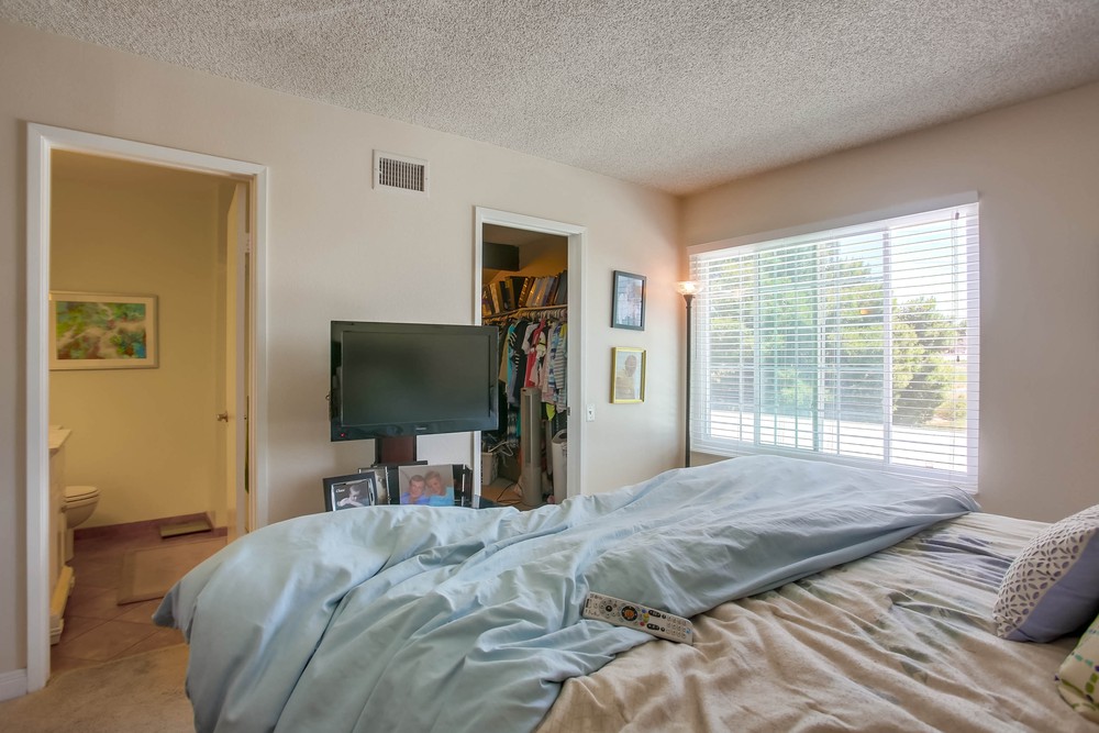 Virtual tour photo 33 of 53 for 4818 Royal Greens Pl