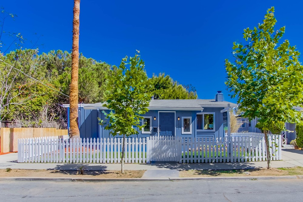 Virtual tour photo 1 of 32 for 4821 Circle Drive
