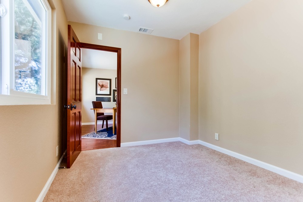 Virtual tour photo 27 of 32 for 4821 Circle Drive