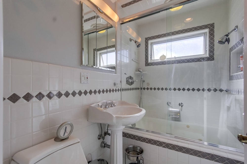 Virtual tour photo 26 of 43 for 4821 E Alder Dr