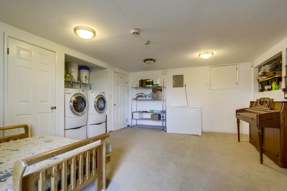 Virtual tour photo 37 of 43 for 4821 E Alder Dr
