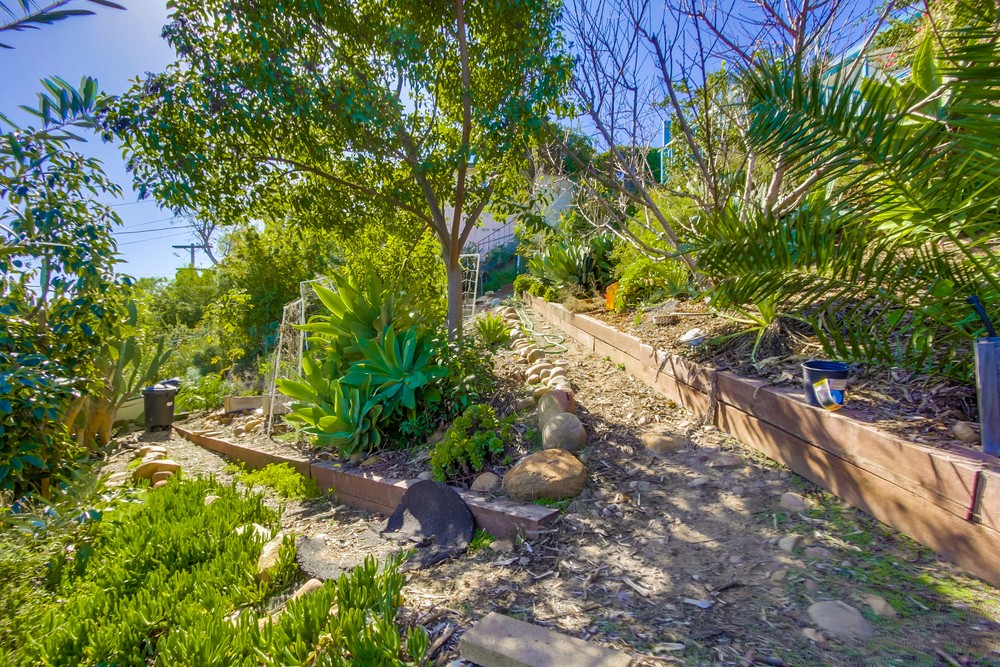 Virtual tour photo 42 of 43 for 4821 E Alder Dr