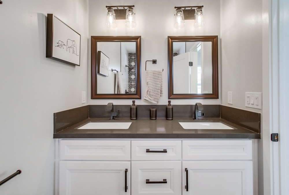 Virtual tour photo 33 of 74 for 4828 33rd St