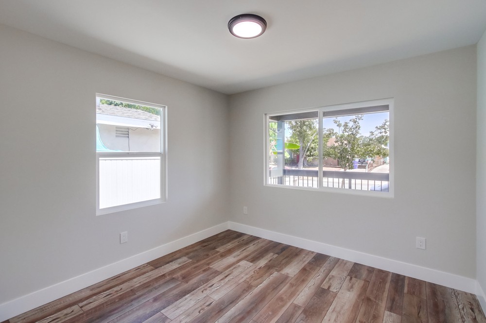 Virtual tour photo 36 of 74 for 4828 33rd St
