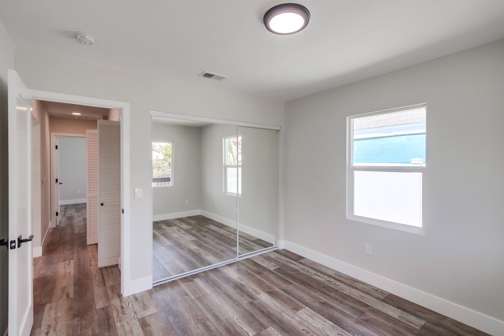 Virtual tour photo 38 of 74 for 4828 33rd St