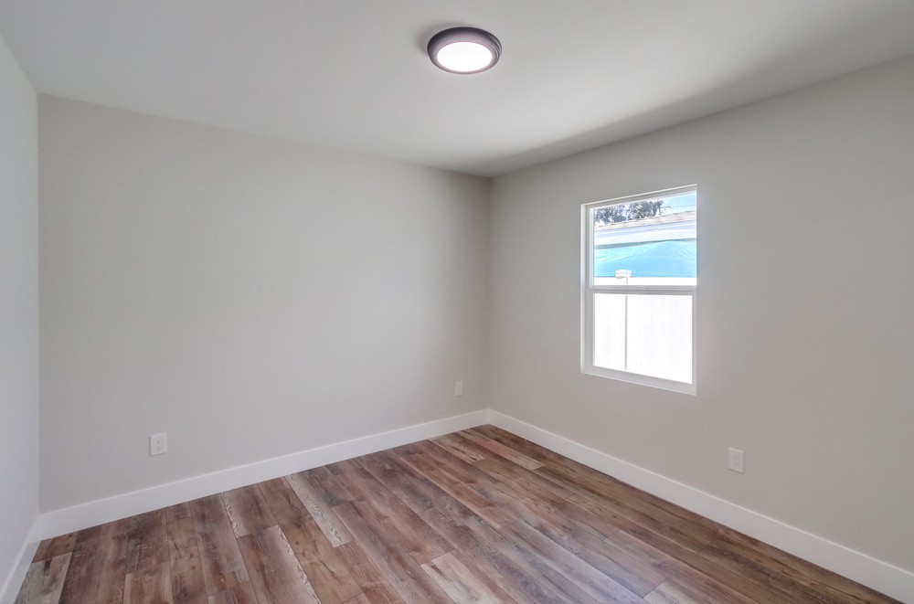 Virtual tour photo 39 of 74 for 4828 33rd St