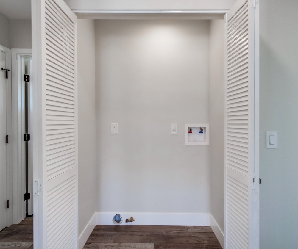 Virtual tour photo 44 of 74 for 4828 33rd St
