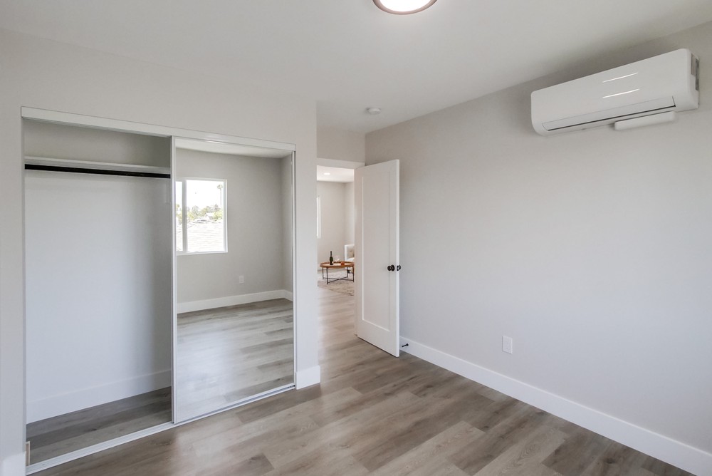 Virtual tour photo 68 of 74 for 4828 33rd St