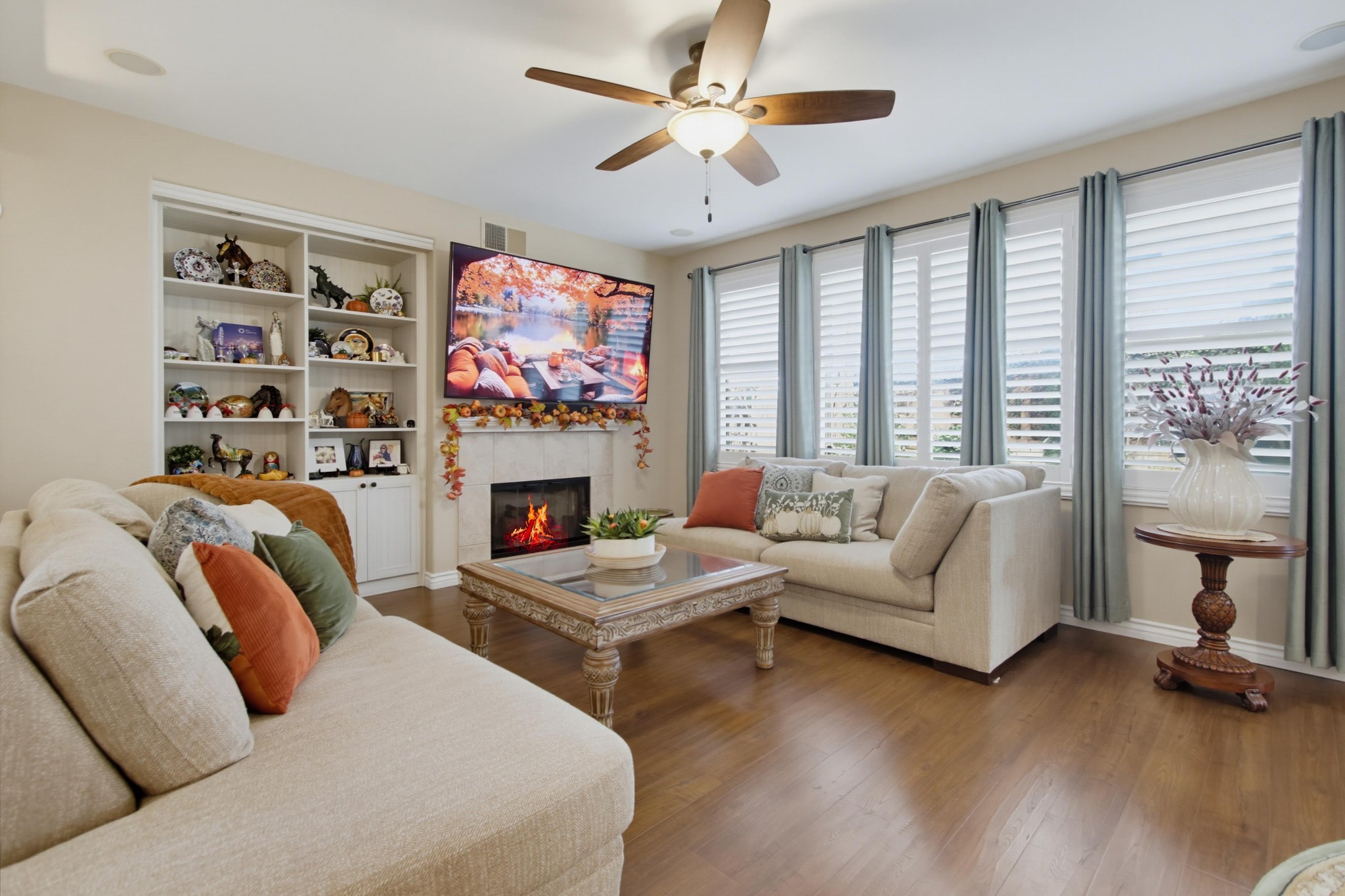 Virtual tour photo 12 of 60 for 4829 Sea Water Ln